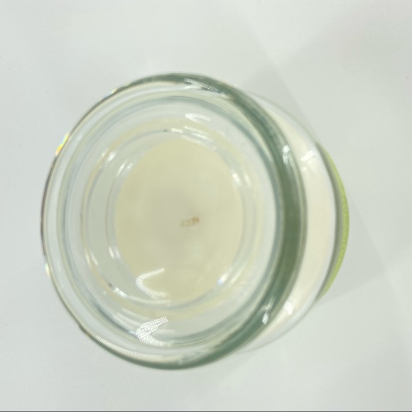 AQUIESSE Cherimoya Luxury Scented Glass Jar Candle 10.5 Ounce NEW - Picture 2 of 3